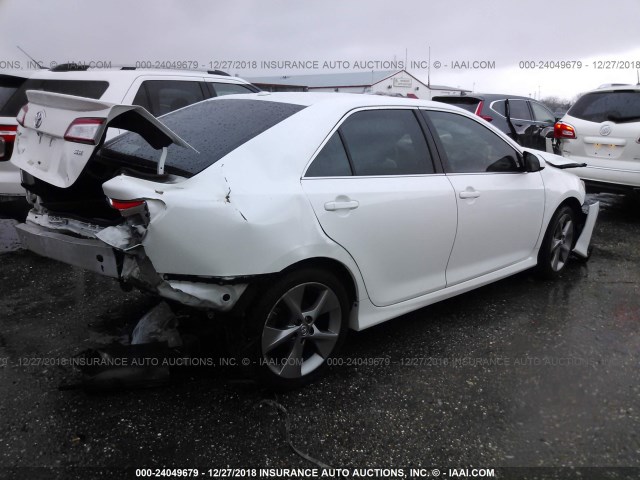 4T1BF1FK2CU631623 - 2012 TOYOTA CAMRY SE/LE/XLE WHITE photo 4