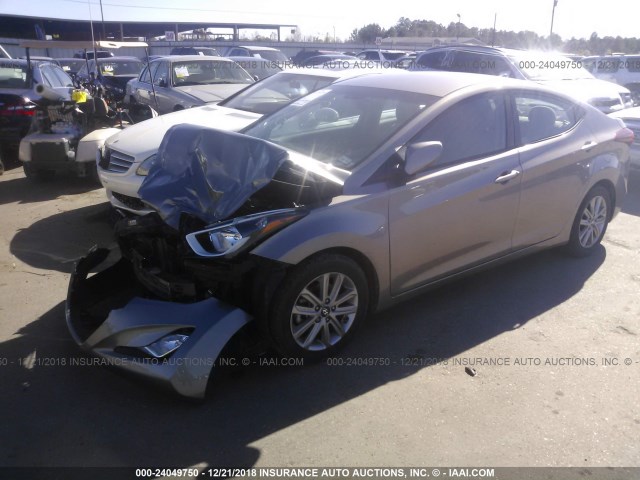 5NPDH4AE1GH743520 - 2016 HYUNDAI ELANTRA SE/SPORT/LIMITED BROWN photo 2