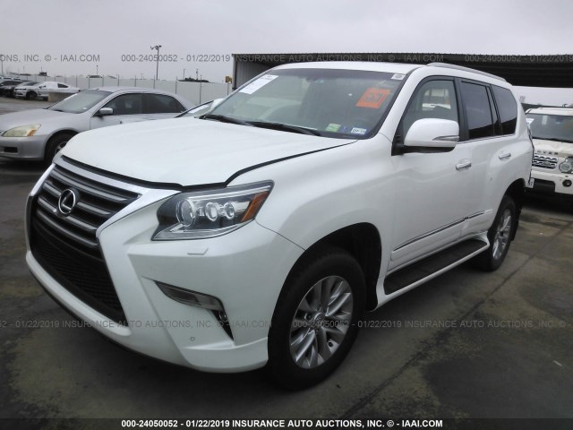 JTJBM7FX3F5113685 - 2015 LEXUS GX WHITE photo 2