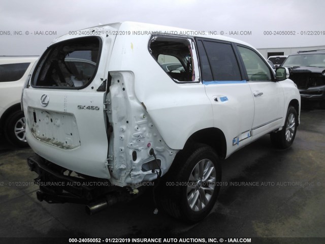 JTJBM7FX3F5113685 - 2015 LEXUS GX WHITE photo 4