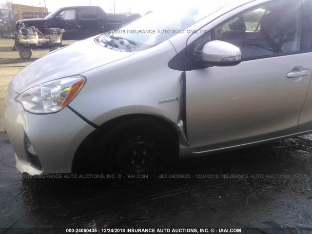 JTDKDTB39C1027752 - 2012 TOYOTA PRIUS C SILVER photo 6