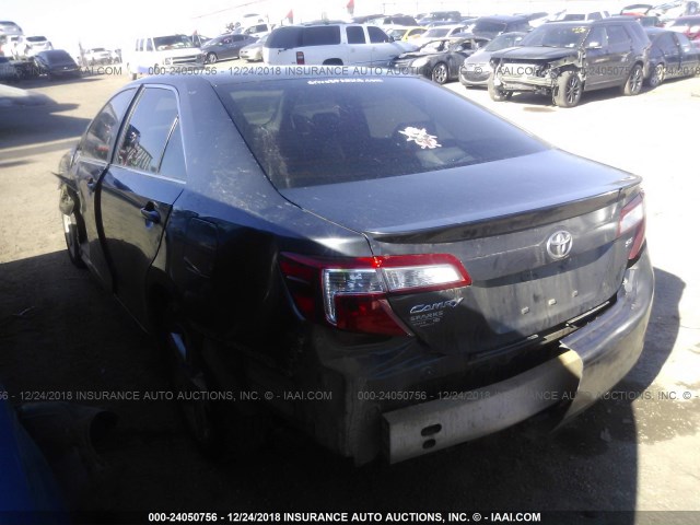 4T1BF1FK5DU215938 - 2013 TOYOTA CAMRY L/SE/LE/XLE 灰色 照片 3