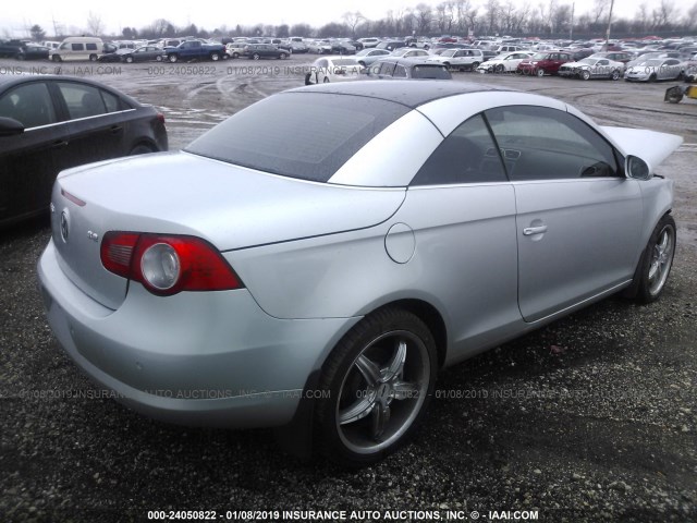 WVWDB71F78V011440 - 2008 VOLKSWAGEN EOS VR6 SILVER photo 4