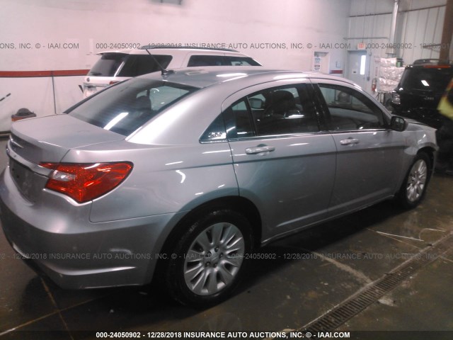 1C3CCBAB2DN723748 - 2013 CHRYSLER 200 LX GRAY photo 4