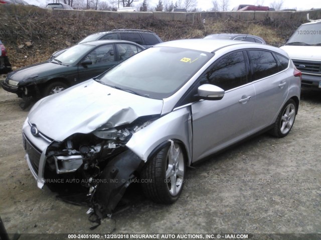 1FADP3N23DL155841 - 2013 FORD FOCUS TITANIUM SILVER photo 2