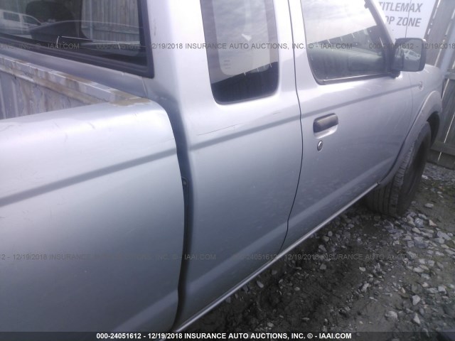 1N6DD26S82C360884 - 2002 NISSAN FRONTIER KING CAB XE SILVER photo 6