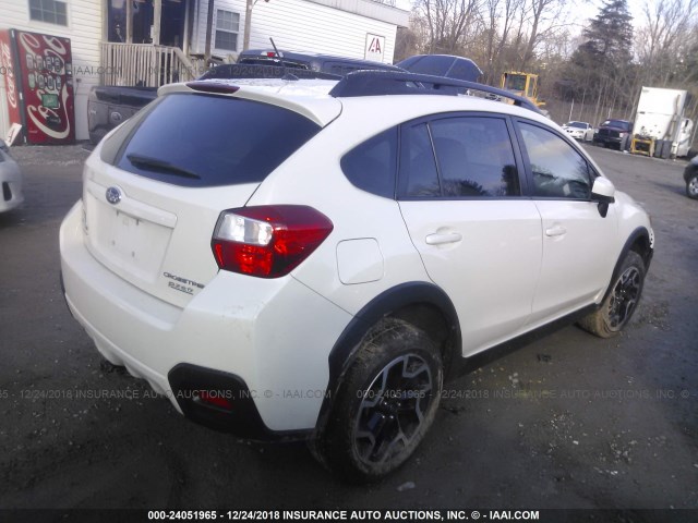 JF2GPABC5G8345562 - 2016 SUBARU CROSSTREK PREMIUM WHITE photo 4