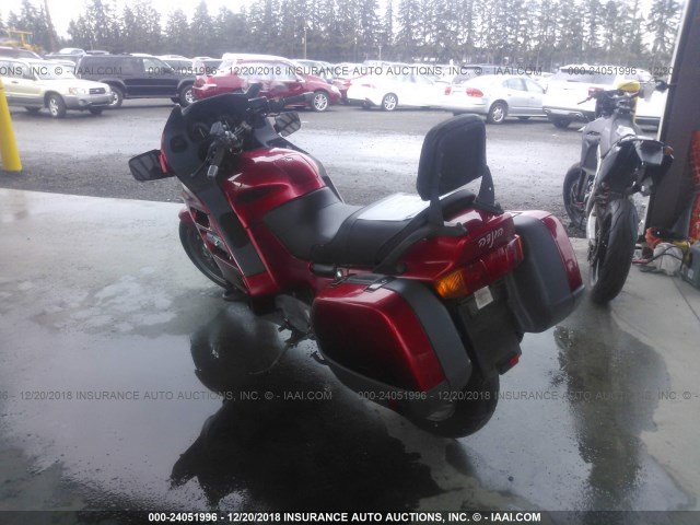 JH2SC2600PM300330 - 1993 HONDA ST1100 RED photo 3