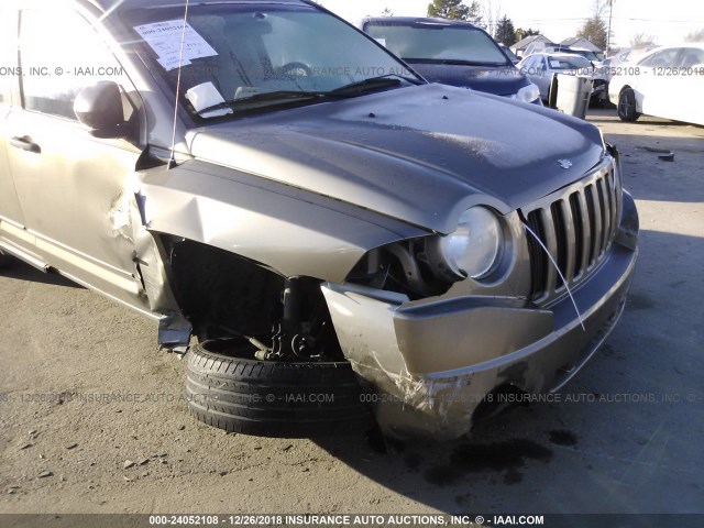 1J8FT47W28D727611 - 2008 JEEP COMPASS SPORT GOLD photo 6