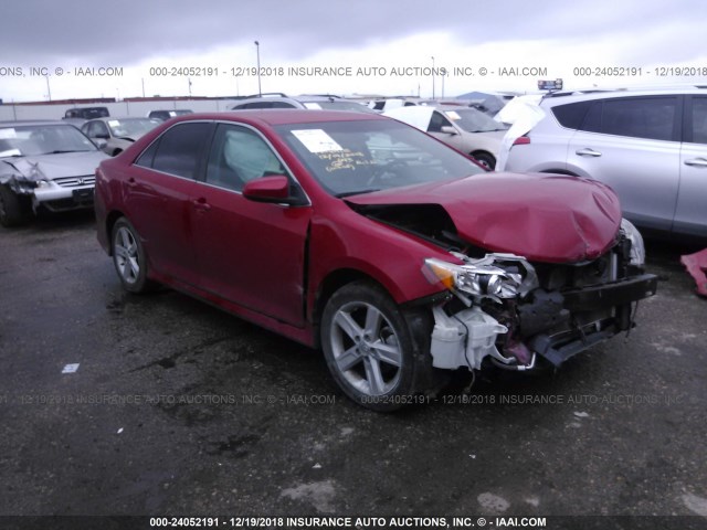 4T1BF1FK2DU710145 - 2013 TOYOTA CAMRY L/SE/LE/XLE Qırmızı foto 1