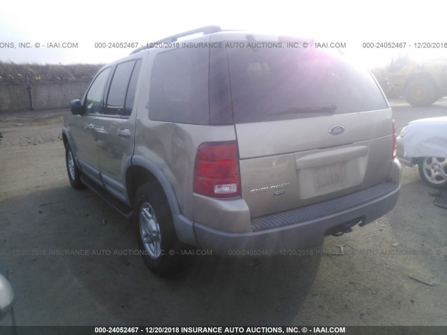 1FMZU63K82ZC92714 - 2002 FORD EXPLORER XLT GOLD photo 3