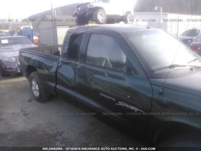 1B7FL22P6XS232723 - 1999 DODGE DAKOTA GREEN photo 6