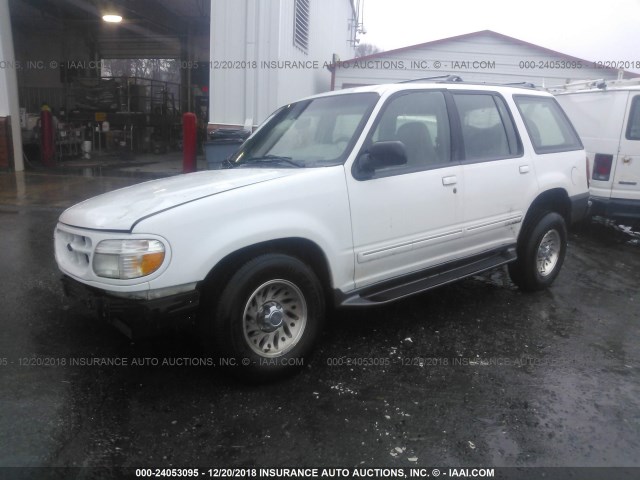 1FMZU62X5YZA22572 - 2000 FORD EXPLORER XLS WHITE photo 2