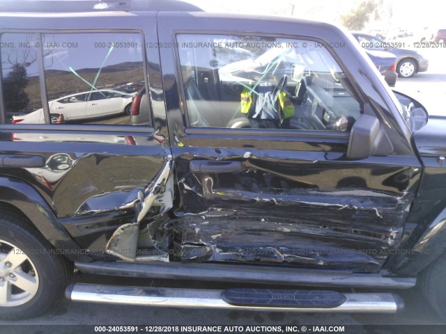 1J8HG48K36C252403 - 2006 JEEP COMMANDER BLACK photo 6