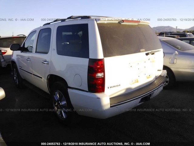 1GNFK33079R113557 - 2009 CHEVROLET TAHOE K1500 LTZ WHITE photo 3