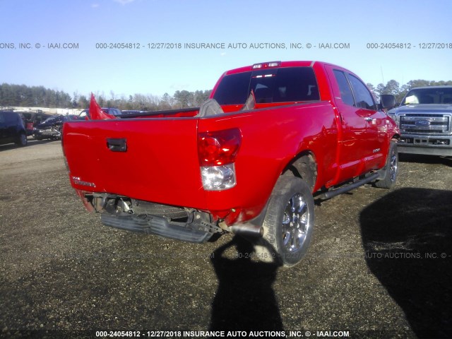 5TFRT541X7X008915 - 2007 TOYOTA TUNDRA DOUBLE CAB SR5 RED photo 4