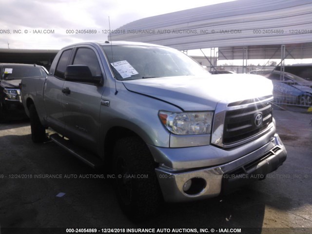 5TFUW5F19BX167044 - 2011 TOYOTA TUNDRA DOUBLE CAB SR5 SILVER photo 1