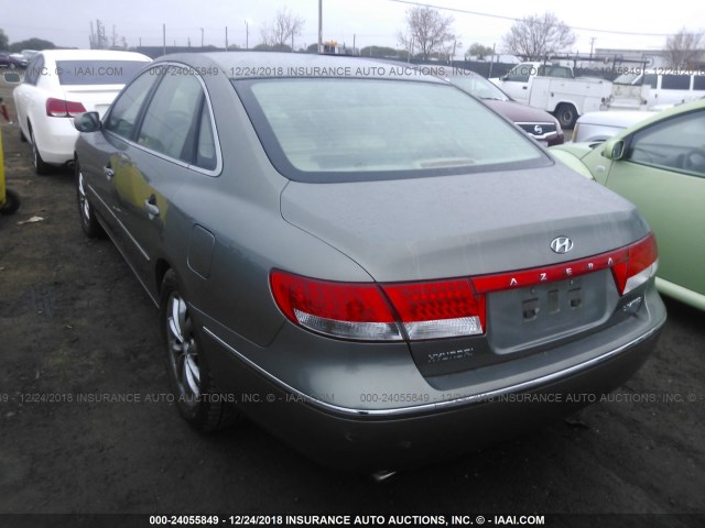 KMHFC46F26A086432 - 2006 HYUNDAI AZERA SE/LIMITED GRAY photo 3