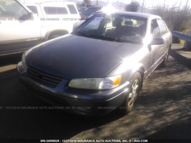JT2BF22K4X0204627 - 1999 TOYOTA CAMRY LE/XLE 灰色 照片 2