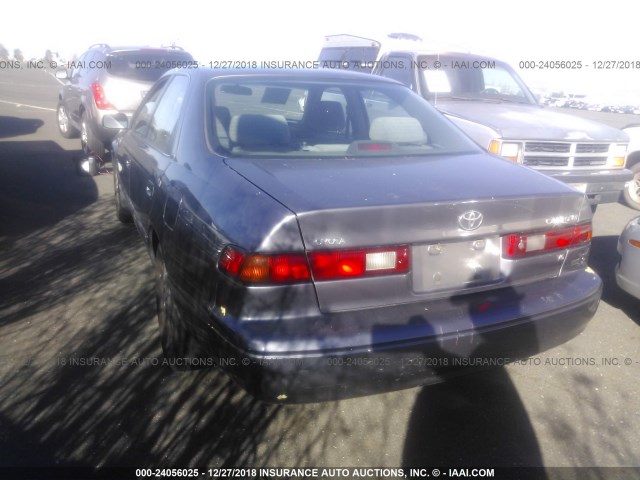 JT2BF22K4X0204627 - 1999 TOYOTA CAMRY LE/XLE 灰色 照片 3