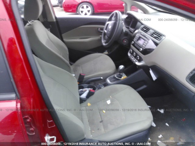 KNADM4A3XH6049671 - 2017 KIA RIO LX RED photo 5