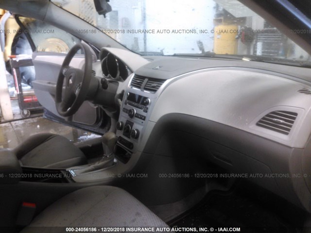 1G1ZB5E09CF269762 - 2012 CHEVROLET MALIBU LS BLUE photo 5
