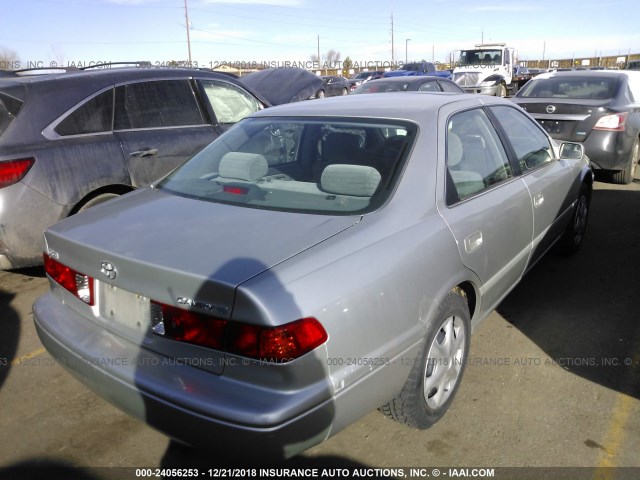 4T1BG22K41U791282 - 2001 TOYOTA CAMRY CE/LE/XLE SILVER photo 4