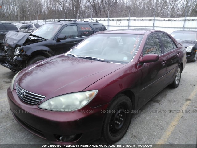 4T1BF30K95U085197 - 2005 TOYOTA CAMRY LE/XLE/SE MAROON photo 2