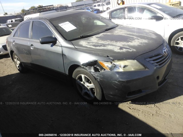 JTNBE46K573000560 - 2007 TOYOTA CAMRY NEW GENERAT CE/LE/XLE/SE GRAY photo 1