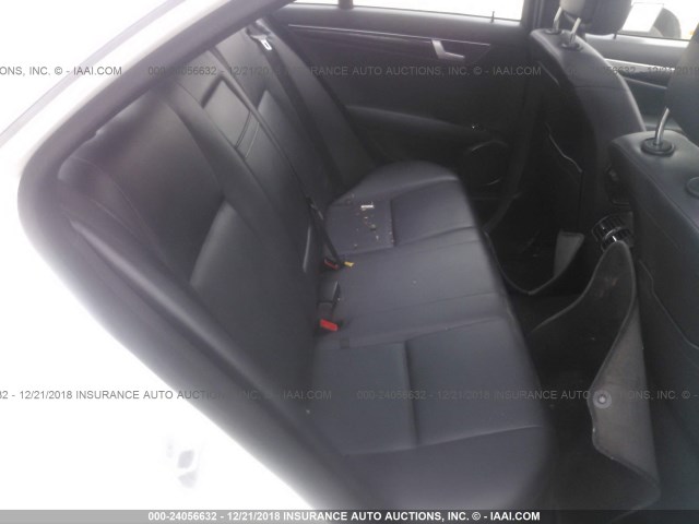 WDDGF4HB3DR279543 - 2013 MERCEDES-BENZ C 250 WHITE photo 8