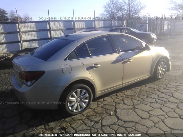 1G1PF5S93B7122845 - 2011 CHEVROLET CRUZE LT SILVER photo 4