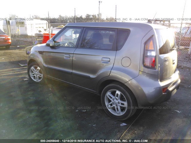 KNDJT2A22A7111360 - 2010 KIA SOUL +/!/SPORT GRAY photo 3