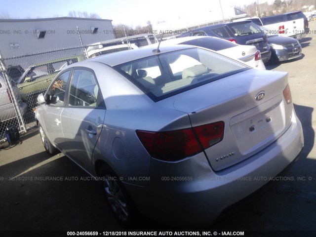 KNAFU4A25A5297936 - 2010 KIA FORTE EX SILVER photo 3