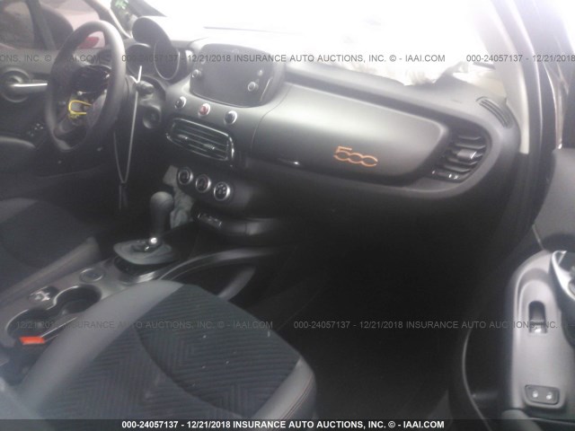 ZFBCFXCB3JP715979 - 2018 FIAT 500X TREKKING BLACK photo 5