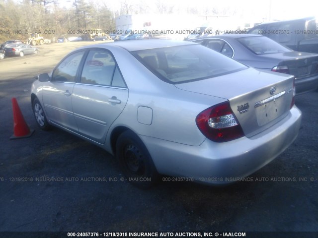 4T1BE32K33U726082 - 2003 TOYOTA CAMRY LE/XLE/SE SILVER photo 3