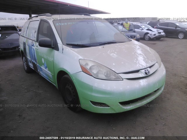 5TDZK23C97S090078 - 2007 TOYOTA SIENNA CE/LE WHITE photo 1