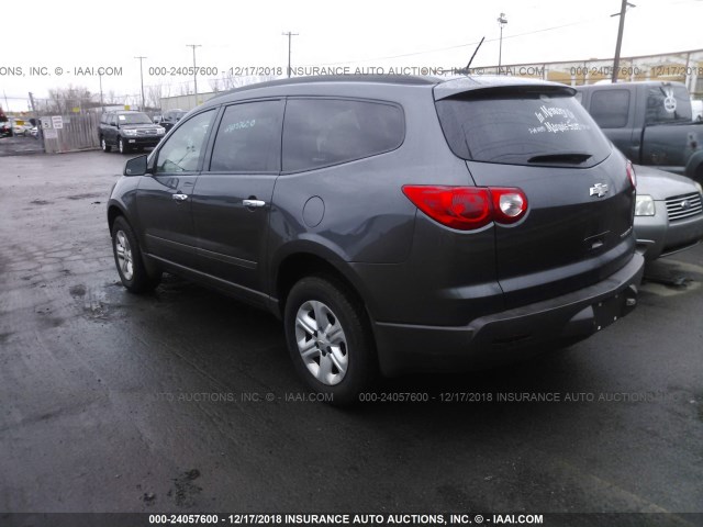 1GNKRFED4BJ329351 - 2011 CHEVROLET TRAVERSE LS GRAY photo 3