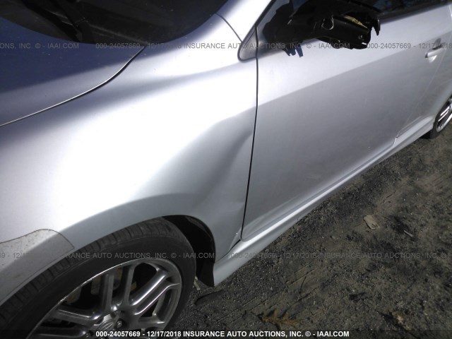 JTKDE167050014736 - 2005 TOYOTA SCION TC Gümüş foto 6