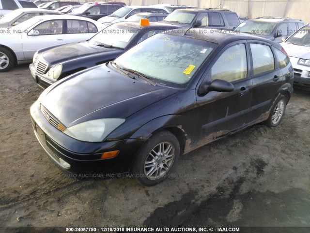 3FAFP37363R118538 - 2003 FORD FOCUS ZX5 BLACK photo 2