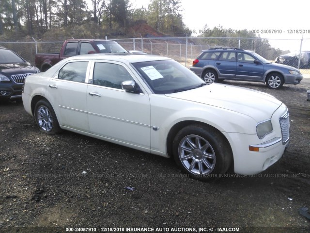 2C3KA63H36H409032 - 2006 CHRYSLER 300C WHITE photo 1