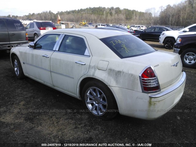 2C3KA63H36H409032 - 2006 CHRYSLER 300C WHITE photo 3