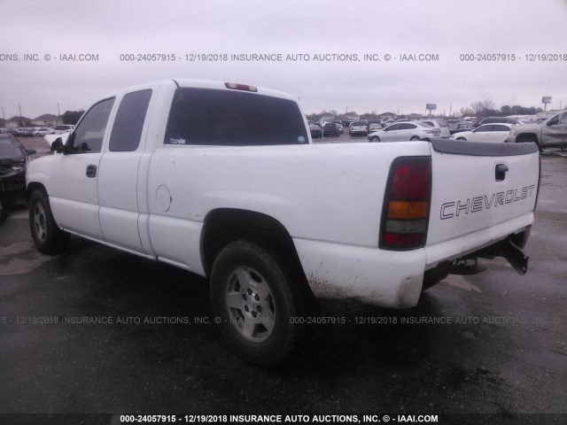 1GCEC19XX6Z227607 - 2006 CHEVROLET SILVERADO C1500 WHITE photo 3