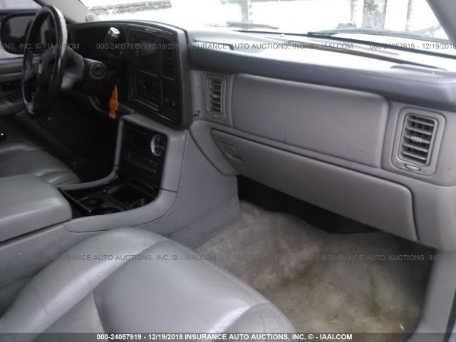 1GYEC63N25R235388 - 2005 CADILLAC ESCALADE LUXURY GRAY photo 5