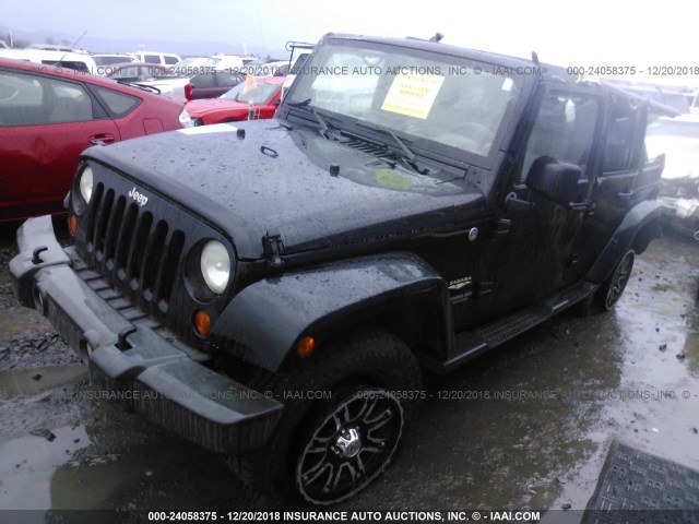 1J4GA591X7L166369 - 2007 JEEP WRANGLER SAHARA BLACK photo 2