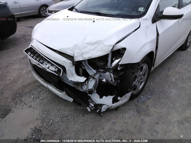 1G1JA5SH0F4148449 - 2015 CHEVROLET SONIC LS WHITE photo 6