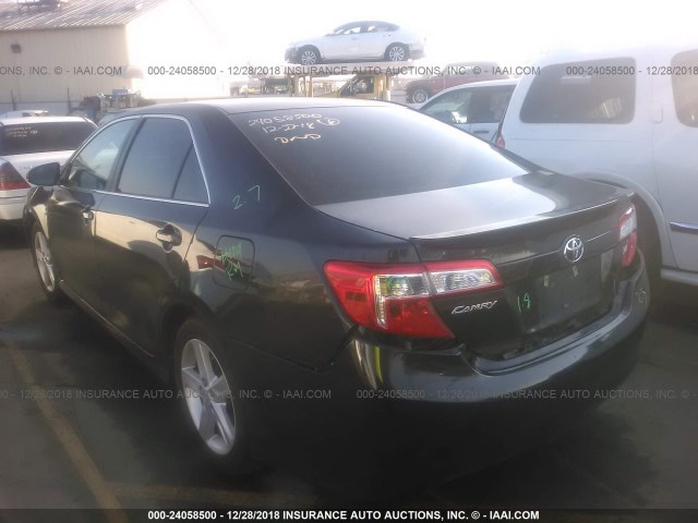 4T1BF1FK3DU273868 - 2013 TOYOTA CAMRY L/SE/LE/XLE 黑色 照片 3