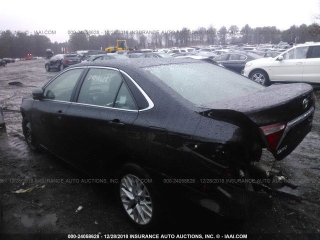 4T1BF1FK3GU257383 - 2016 TOYOTA CAMRY LE/XLE/SE/XSE BLACK photo 3
