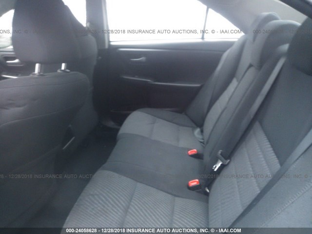4T1BF1FK3GU257383 - 2016 TOYOTA CAMRY LE/XLE/SE/XSE BLACK photo 8