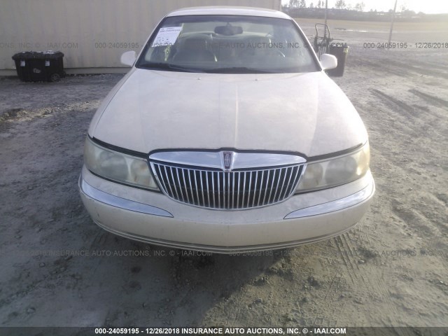 1LNFM97V6WY741327 - 1998 LINCOLN CONTINENTAL  BEIGE photo 6