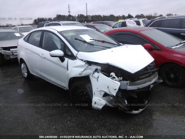 3FADP4AJ6GM173966 - 2016 FORD FIESTA S WHITE photo 1